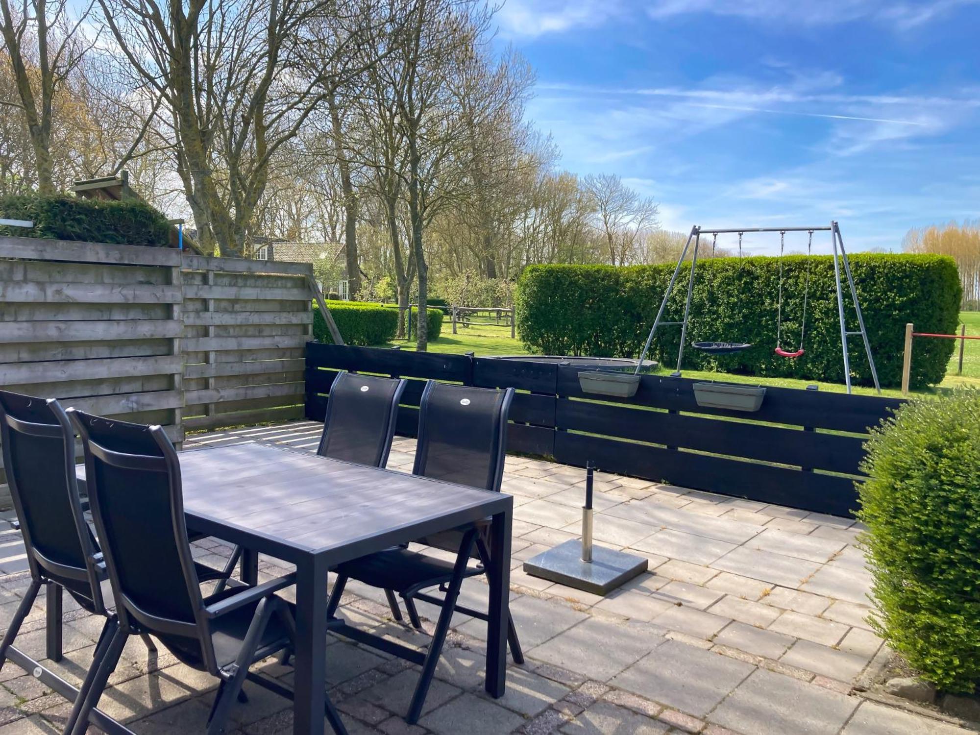Landelijk Gelegen Vakantiebungalow Ok19 Oostkapelle Exterior foto